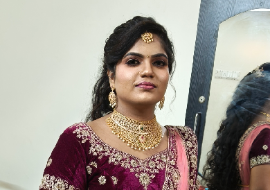 	Engagement & Pre-Wedding Makeup